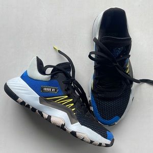 Donovan Mitchell Adidas basketball shoe